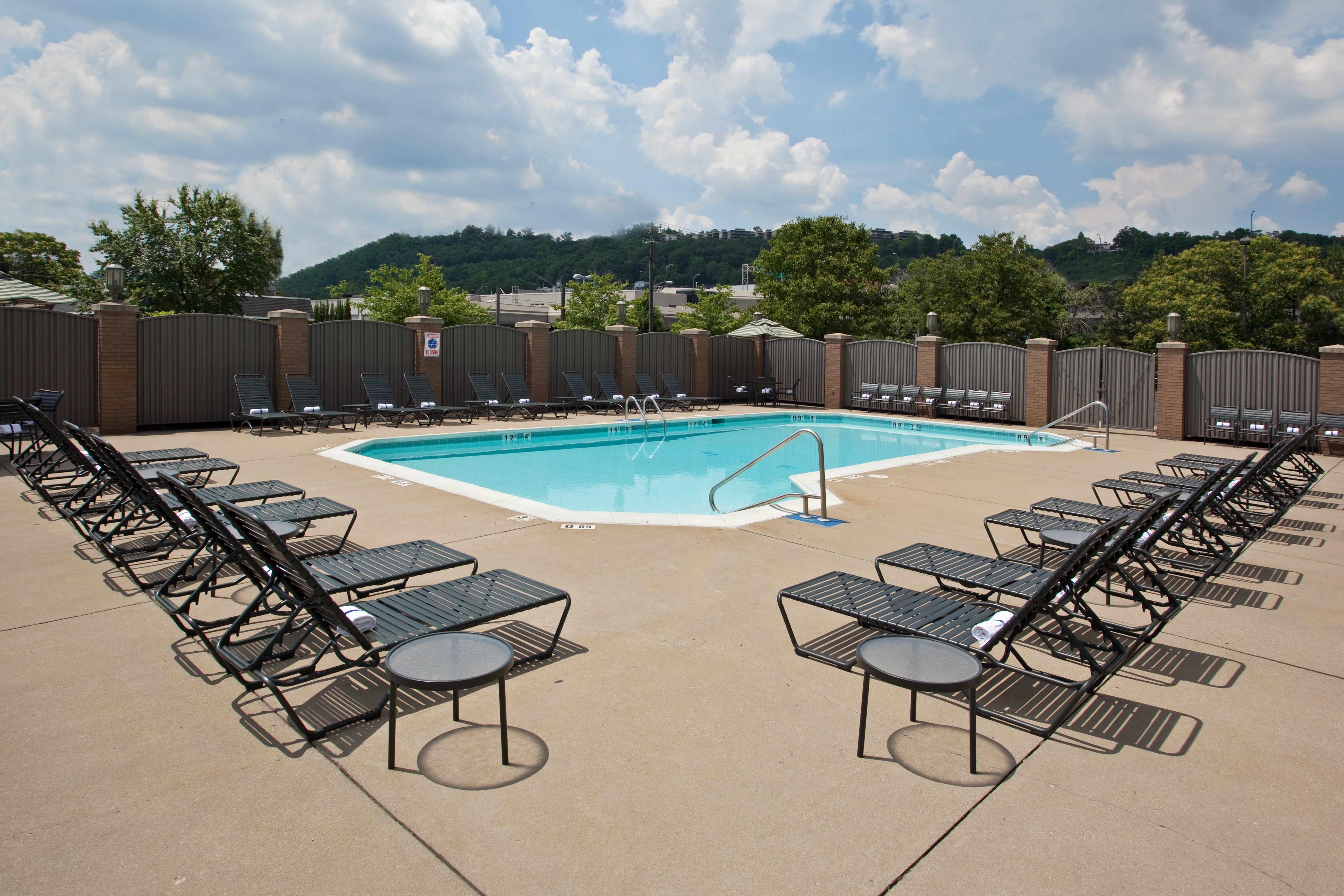 Holiday Inn Cincinnati-Riverfront By Ihg Covington Exterior foto